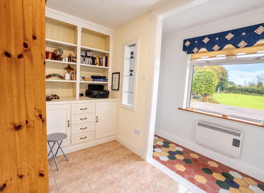 Ballynastangford Upper, Claremorris, F12N280
