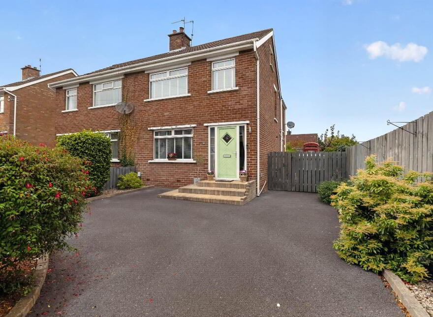 38 South Sperrin, Belfast, BT5 7HW