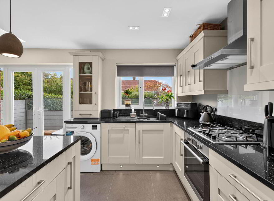 38 South Sperrin, Belfast, BT5 7HW
