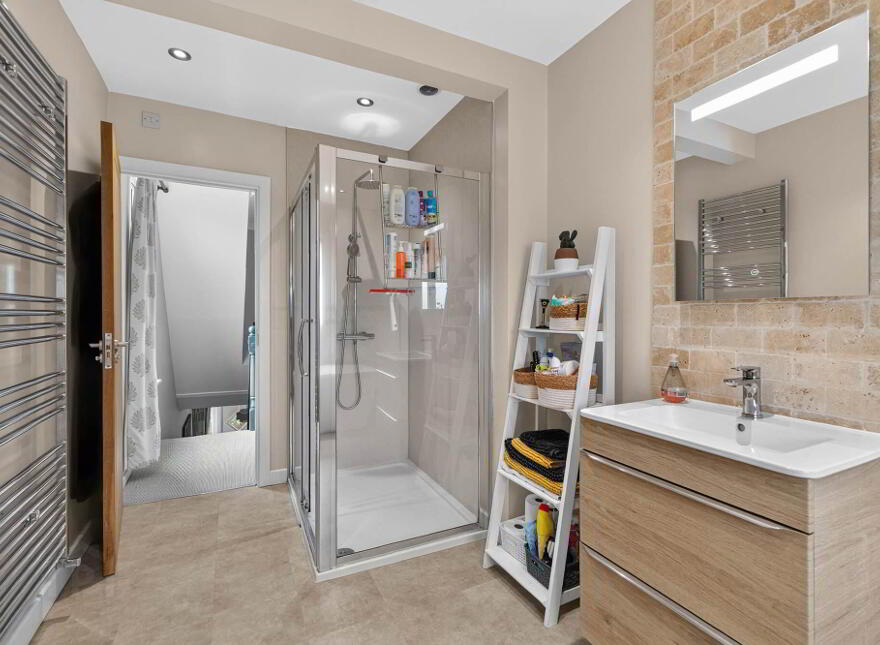 38 South Sperrin, Belfast, BT5 7HW