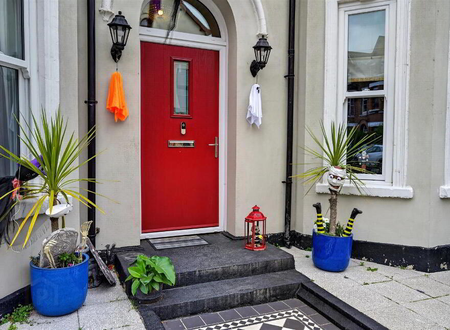 2 Chichester Avenue, Belfast, BT15 5EH