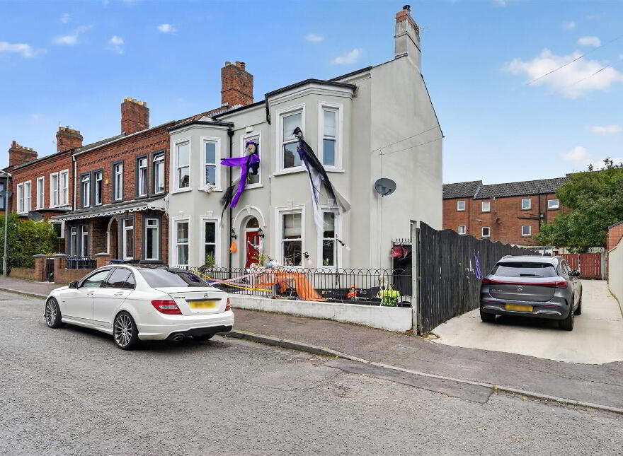2 Chichester Avenue, Belfast, BT15 5EH