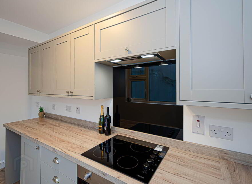 35 Titania Street, Cregagh Road, Belfast, BT6 8NT