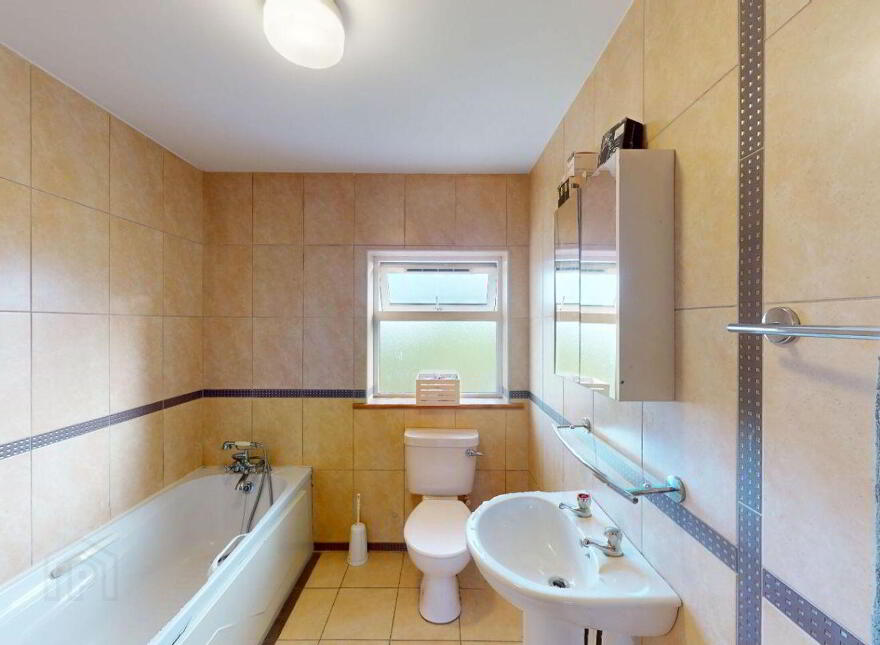 30 Dartry Park, Cootehill, H16WV81