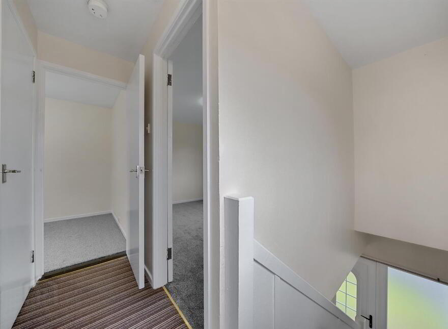 18 The Glade, Newtownabbey, BT36 5NW