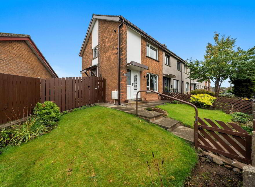 18 The Glade, Newtownabbey, BT36 5NW