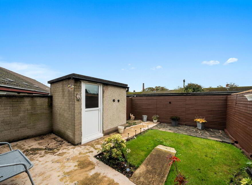 18 The Glade, Newtownabbey, BT36 5NW