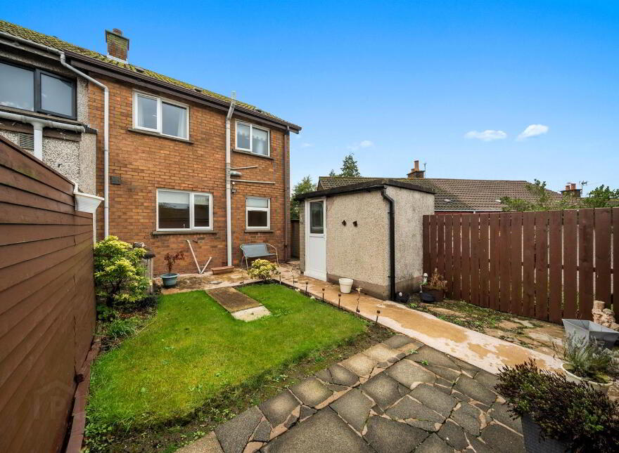 18 The Glade, Newtownabbey, BT36 5NW