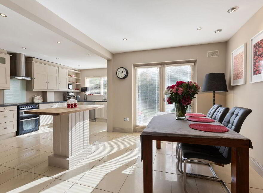 16 Glencairn Green, The Gallops, Leopardstown, Leopardstown, D18P6F6