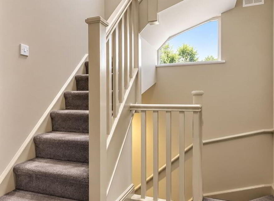 16 Glencairn Green, The Gallops, Leopardstown, Leopardstown, D18P6F6