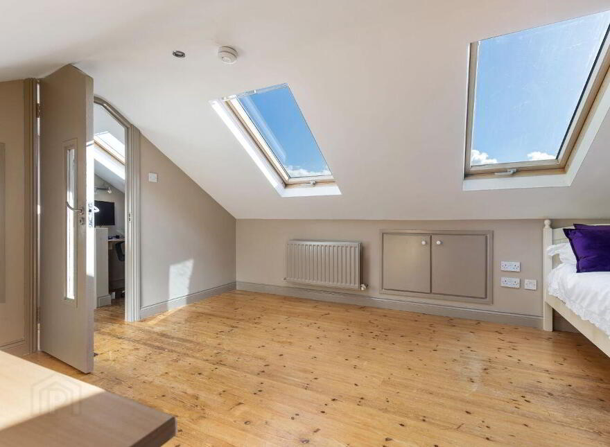 16 Glencairn Green, The Gallops, Leopardstown, Leopardstown, D18P6F6
