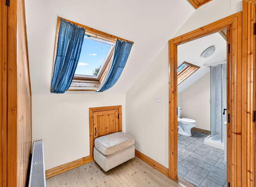 The Avenue, Ballyclare, Ferbane, R42VE40