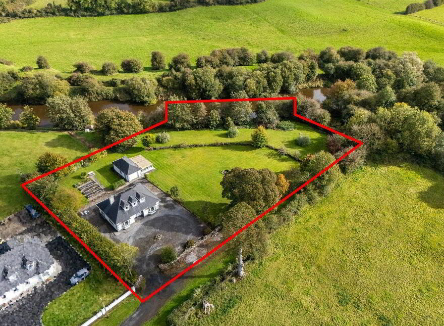 The Avenue, Ballyclare, Ferbane, R42VE40