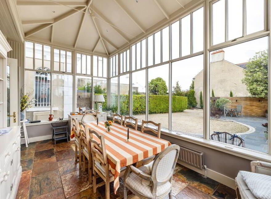 1 Seapoint Manor, 4 Seapoint Avenue, Blackrock, Blackrock, A94C3H5