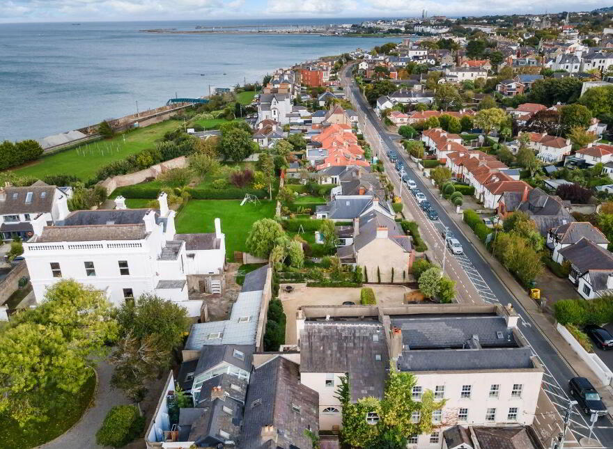 1 Seapoint Manor, 4 Seapoint Avenue, Blackrock, Blackrock, A94C3H5