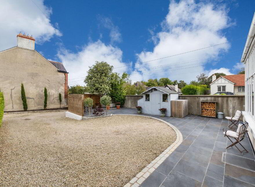 1 Seapoint Manor, 4 Seapoint Avenue, Blackrock, Blackrock, A94C3H5