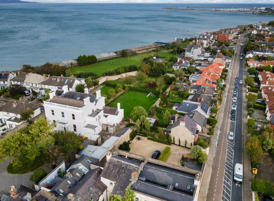 1 Seapoint Manor, 4 Seapoint Avenue, Blackrock, Blackrock, A94C3H5