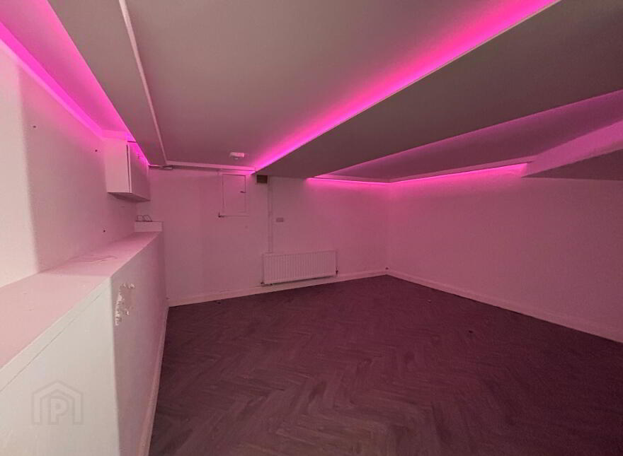 Basement Room, 87D Main Street, Moira, BT67 0LH