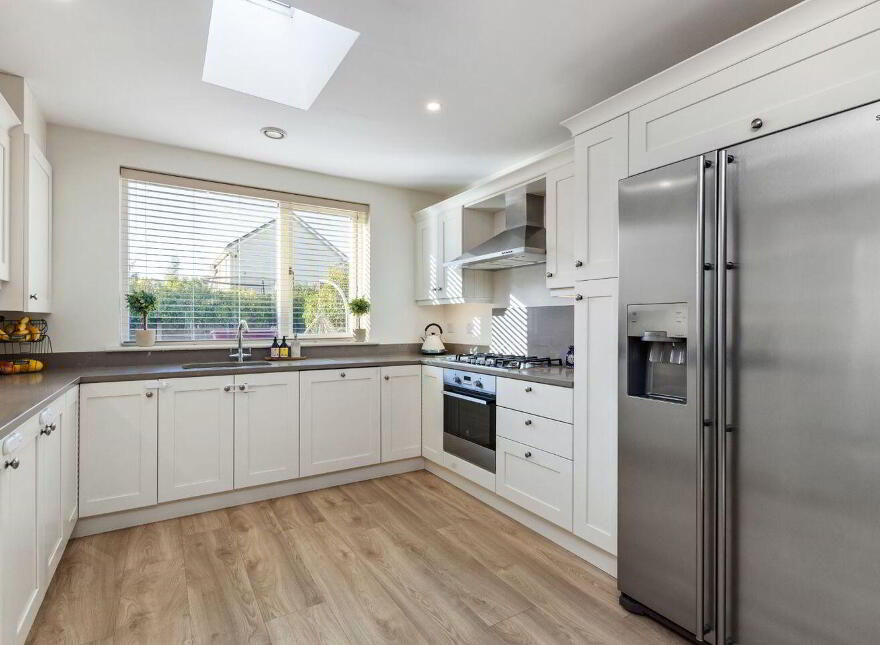 24 Diswellstown Drive, Hamilton Park, Dublin 15, D15XHY9