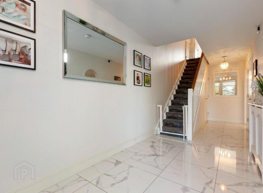 24 Diswellstown Drive, Hamilton Park, Dublin 15, D15XHY9