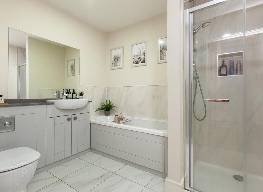24 Diswellstown Drive, Hamilton Park, Dublin 15, D15XHY9