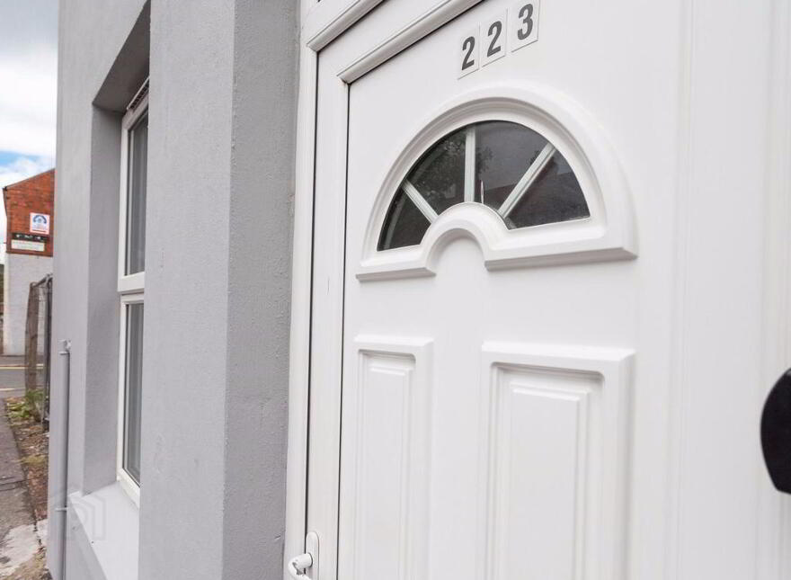 223 Donegall Road, Belfast South, Belfast, BT12 5PZ