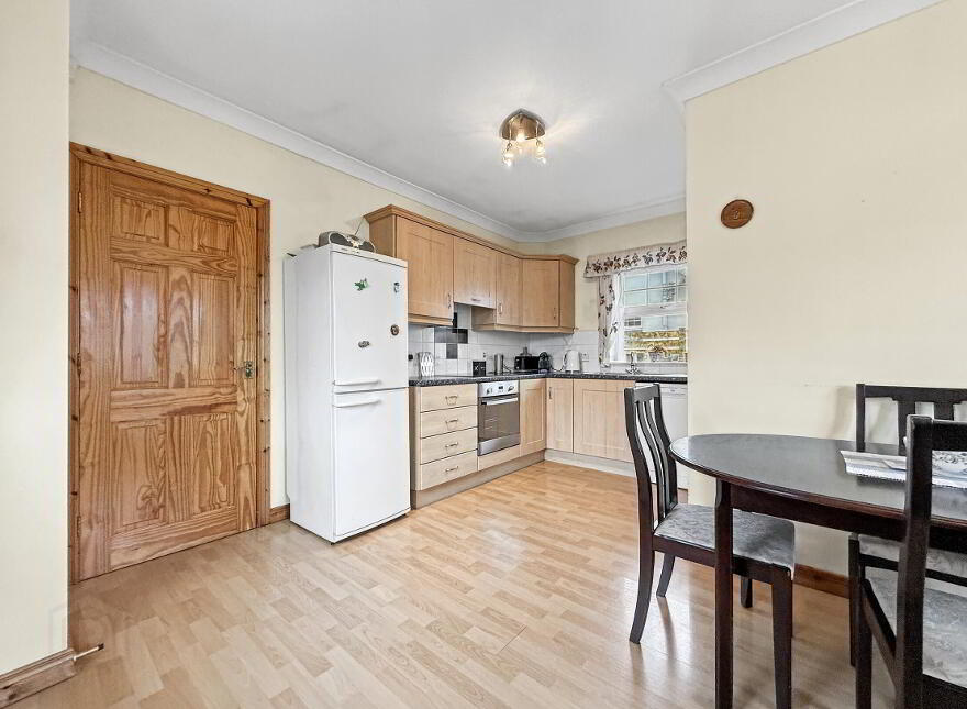 5 Primrose Park, Portrush, BT56 8TD