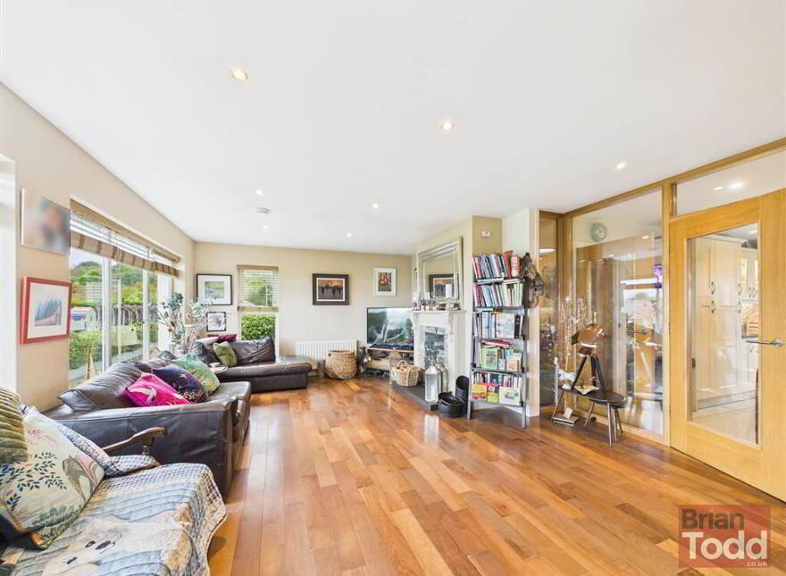 Croft Park, Ballygalley, Larne, BT40 2QR