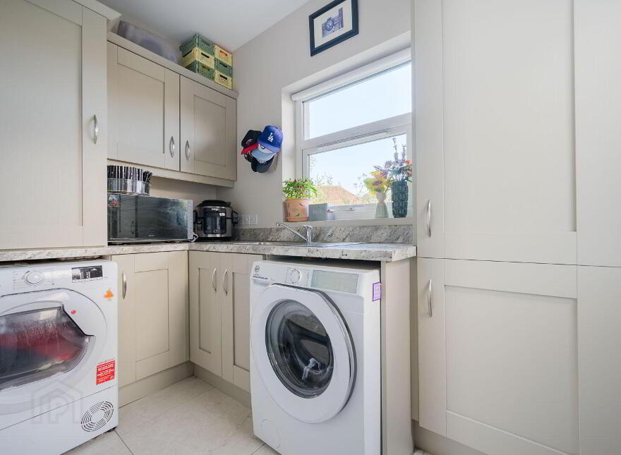 45 Kilhorne Gardens, Belfast, BT5 6NT