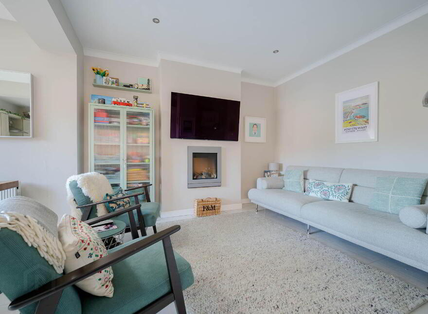 45 Kilhorne Gardens, Belfast, BT5 6NT