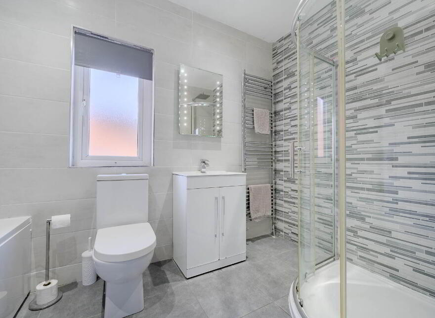 45 Kilhorne Gardens, Belfast, BT5 6NT