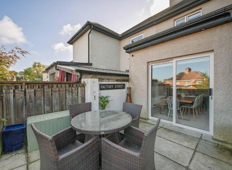 45 Kilhorne Gardens, Belfast, BT5 6NT