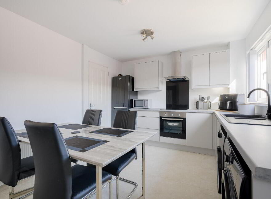 25 Vicarage Street, Belfast, BT5 4HX