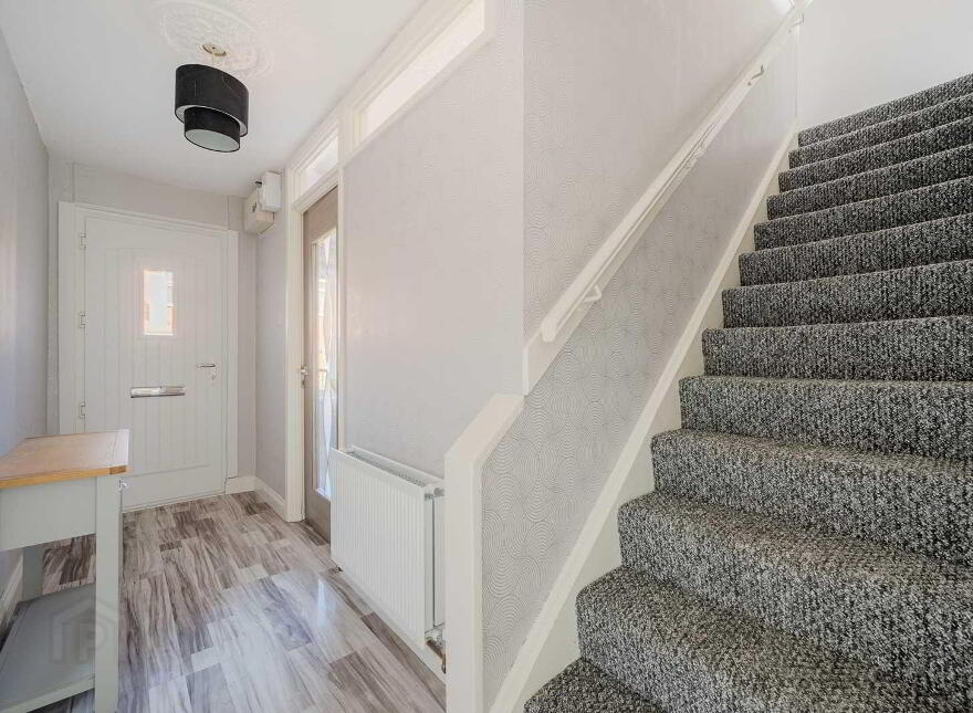 25 Vicarage Street, Belfast, BT5 4HX