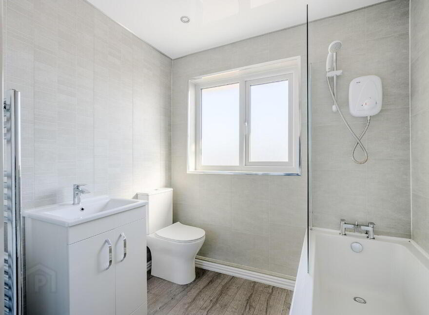25 Vicarage Street, Belfast, BT5 4HX