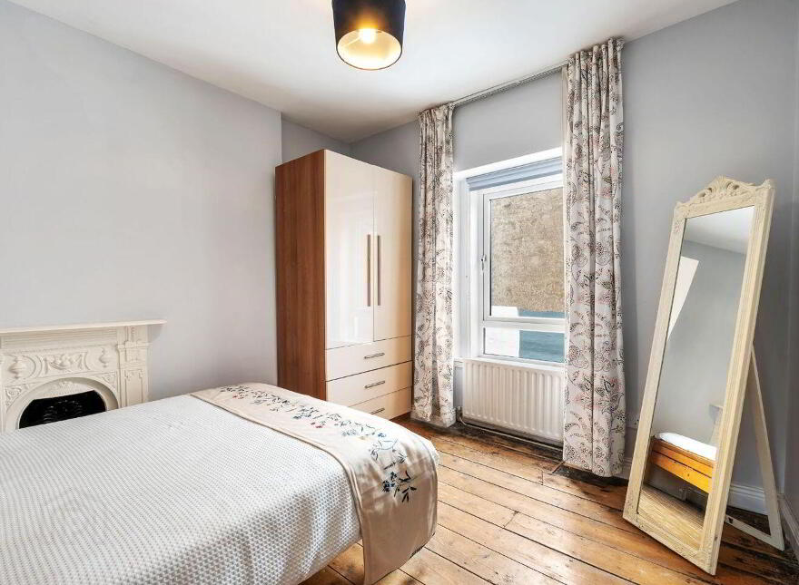 11 Woodland Villas, Alexandra Road, St. Lukes, T23KFN8