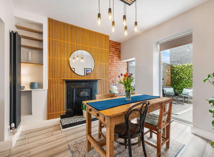 11 Woodland Villas, Alexandra Road, St. Lukes, T23KFN8