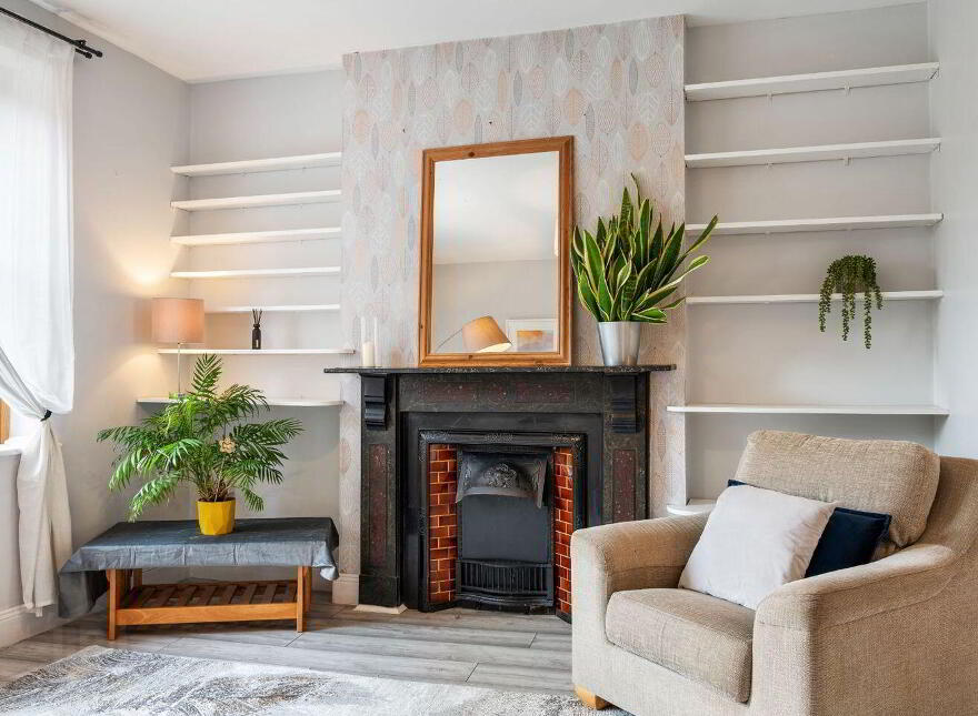 11 Woodland Villas, Alexandra Road, St. Lukes, T23KFN8