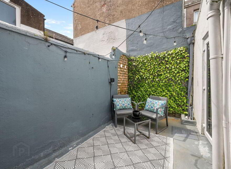 11 Woodland Villas, Alexandra Road, St. Lukes, T23KFN8
