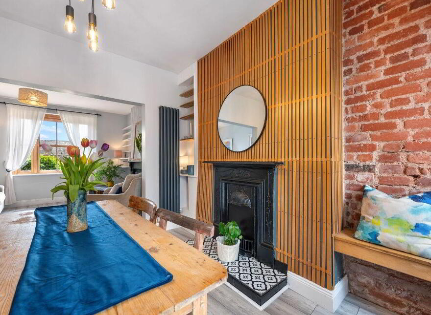 11 Woodland Villas, Alexandra Road, St. Lukes, T23KFN8