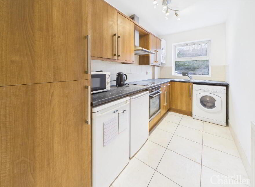Apt 2 Harland Mews, 20A Station Road, Belfast, BT4 1RE