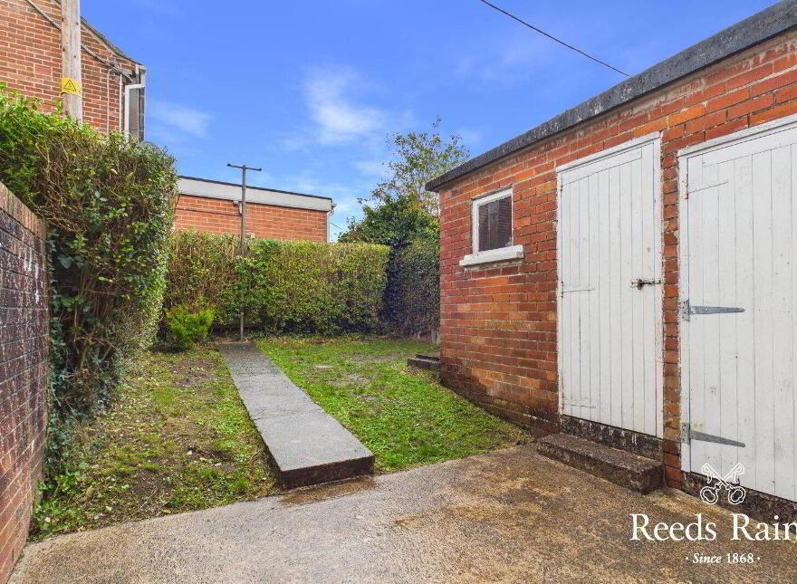 30 Brooklands Gardens, Dundonald, Belfast, BT16 2PQ