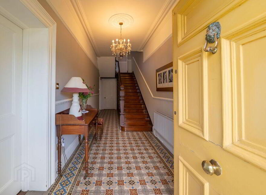 Slievenamon Road, Thurles, E41F573