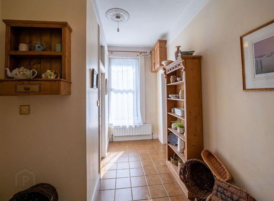 Slievenamon Road, Thurles, E41F573