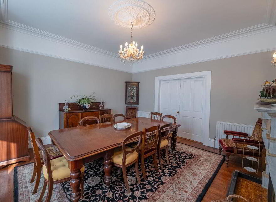 Slievenamon Road, Thurles, E41F573