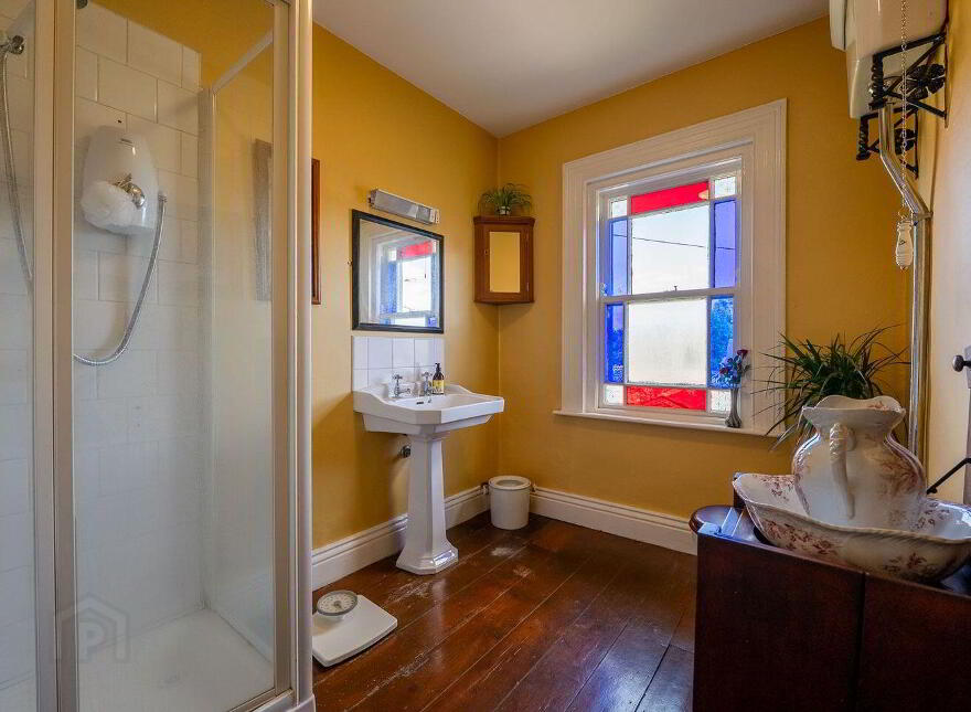 Slievenamon Road, Thurles, E41F573