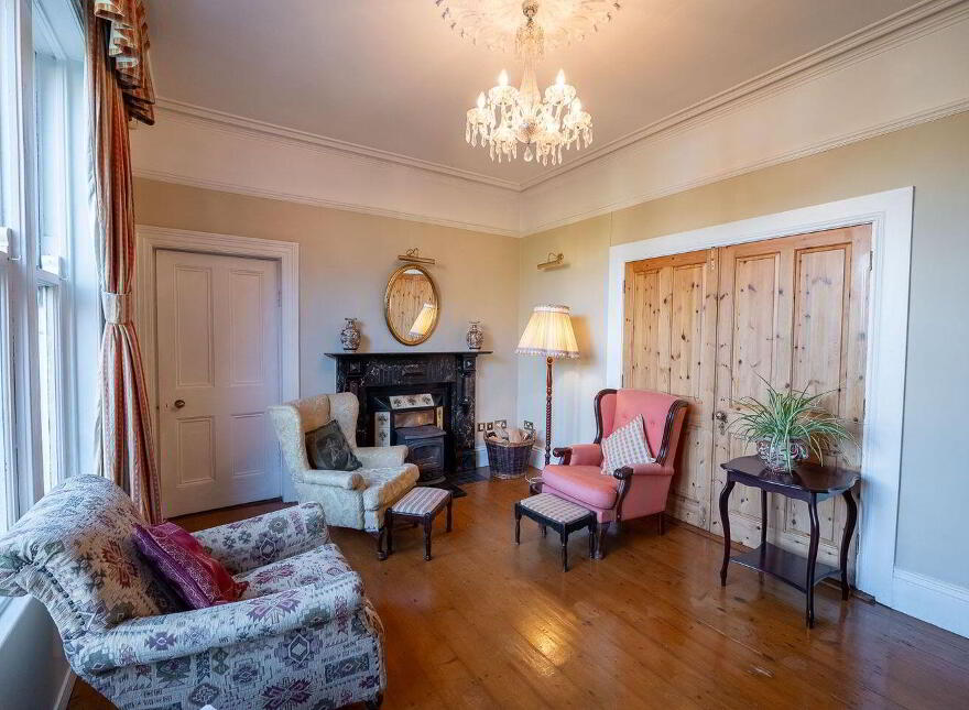 Slievenamon Road, Thurles, E41F573
