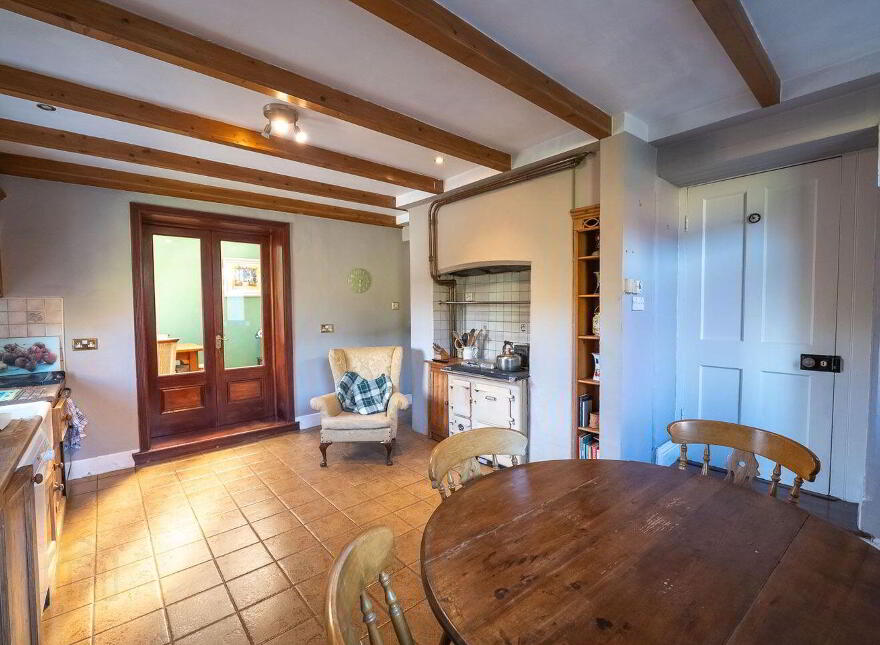 Slievenamon Road, Thurles, E41F573
