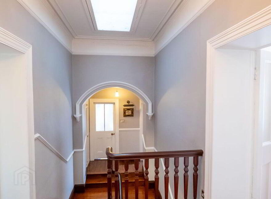 Slievenamon Road, Thurles, E41F573
