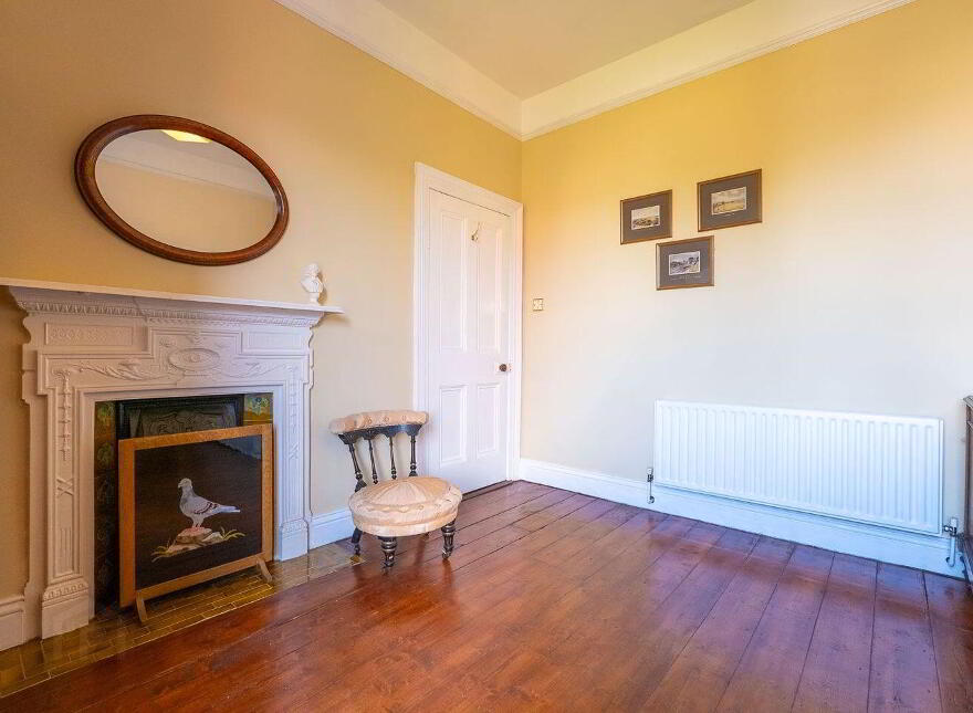 Slievenamon Road, Thurles, E41F573